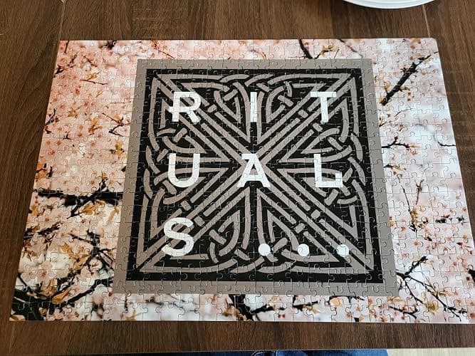 Personalised wooden puzzle photographed by Fabian, who ordered it